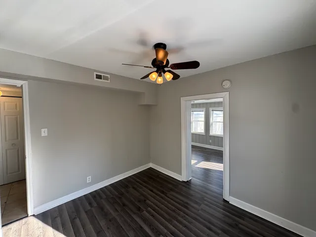 $2,500 | 16935 Western Avenue, Hazel Crest, IL 60429