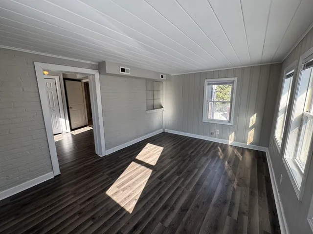 $2,500 | 16935 Western Avenue, Hazel Crest, IL 60429