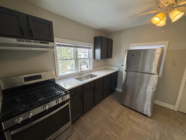 $2,500 | 16935 Western Avenue, Hazel Crest, IL 60429