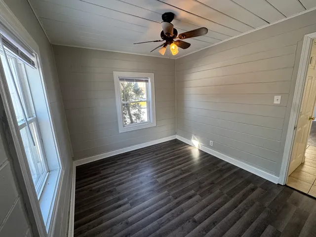 $2,500 | 16935 Western Avenue, Hazel Crest, IL 60429