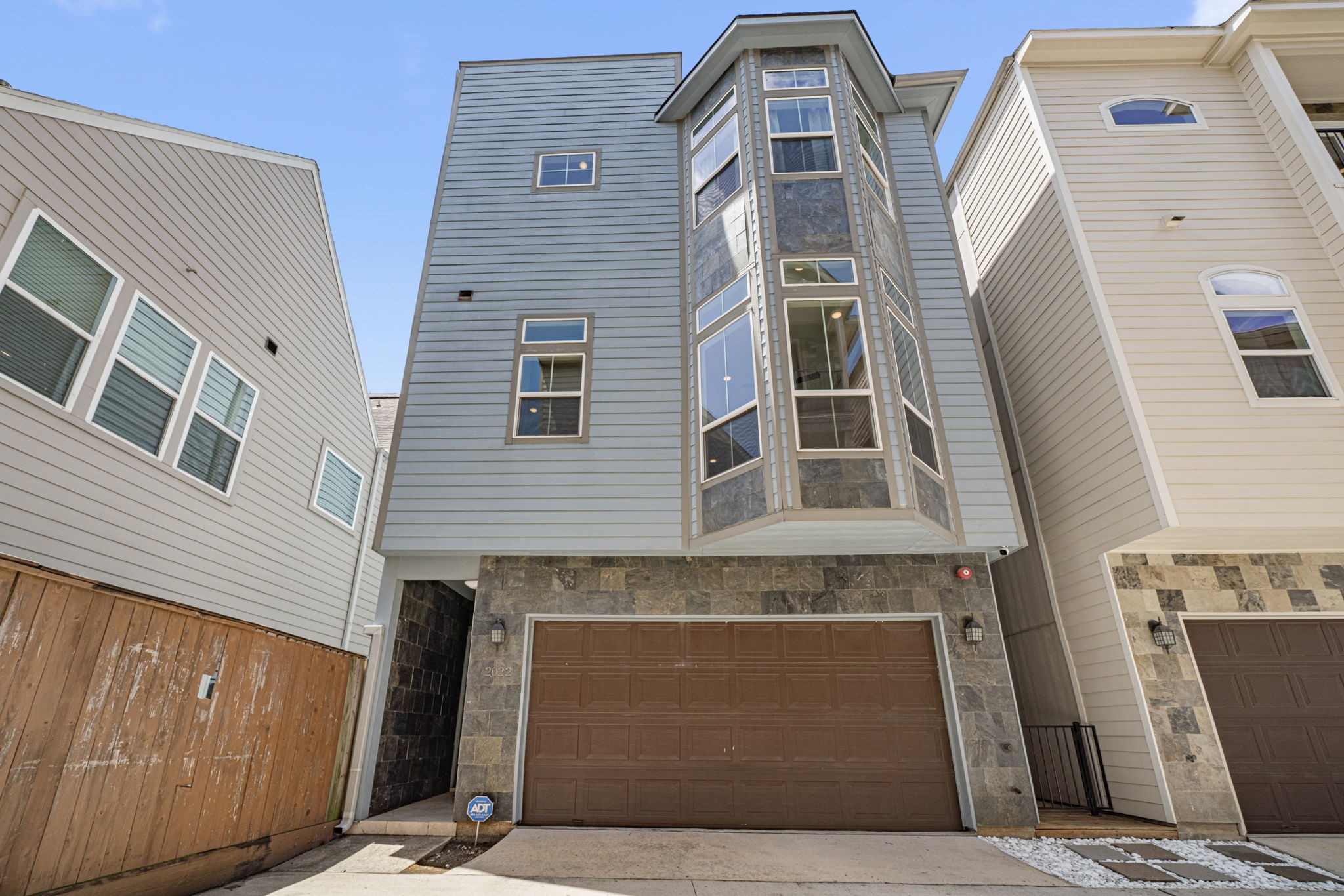 2022 Sabine Street Houston, TX 77007 - Photo 19 of 23 a front view of a house