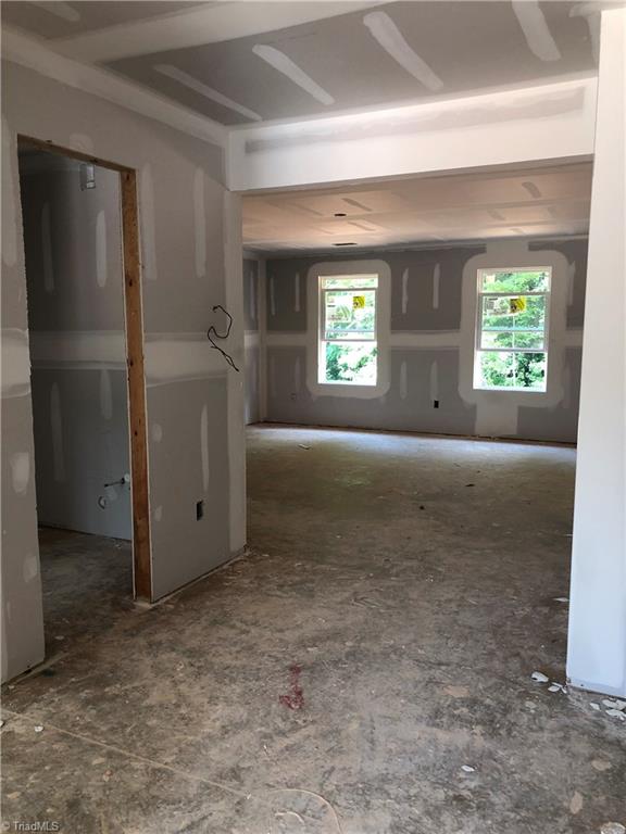 4114 Hubbard Road Winston-Salem, NC 27101 - Photo 4 of 11 entry