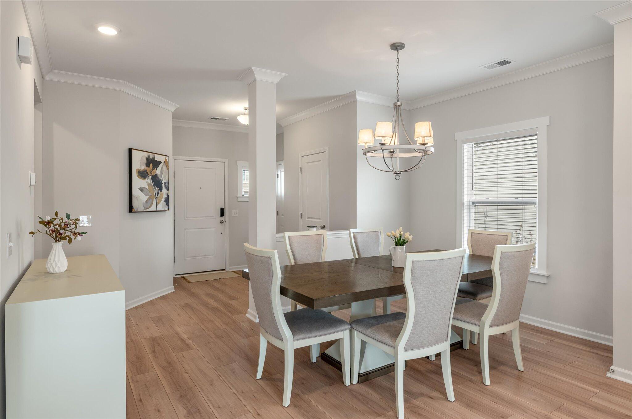 513 Purple Finch Road Summerville, SC 29486 - Photo 5 of 31 dining area