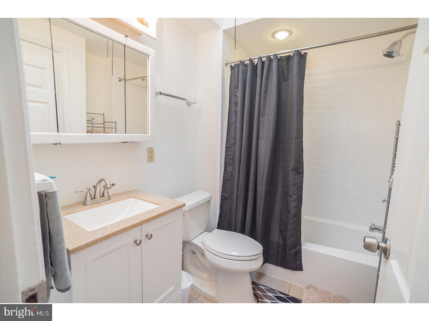 1625 Packer Avenue Philadelphia, PA 19145 - Photo 15 of 21 Bathroom