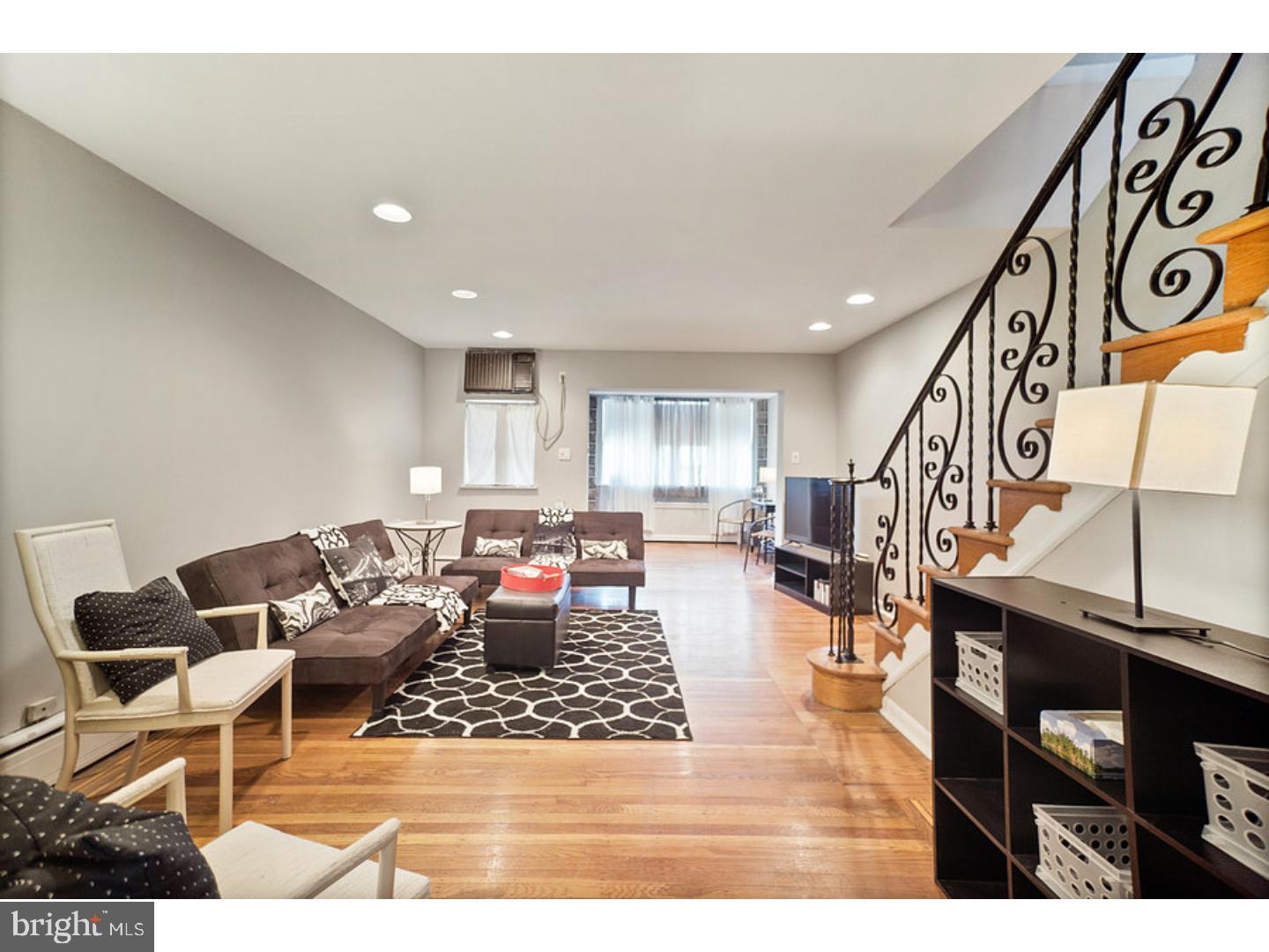 1625 Packer Avenue Philadelphia, PA 19145 - Photo 7 of 21 Family Room