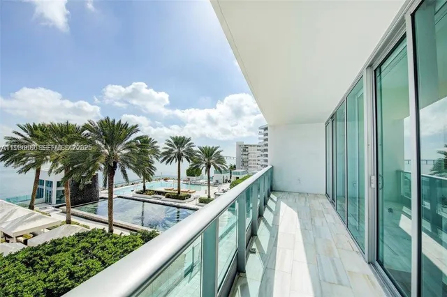 $8,299 | 1331 Brickell Bay Drive, Unit 903, Miami, FL 33131