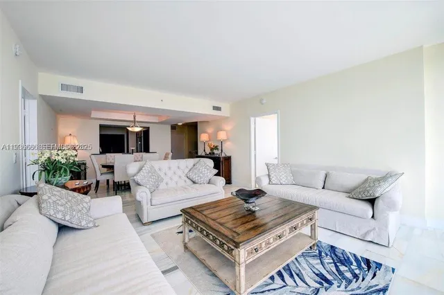 $8,299 | 1331 Brickell Bay Drive, Unit 903, Miami, FL 33131