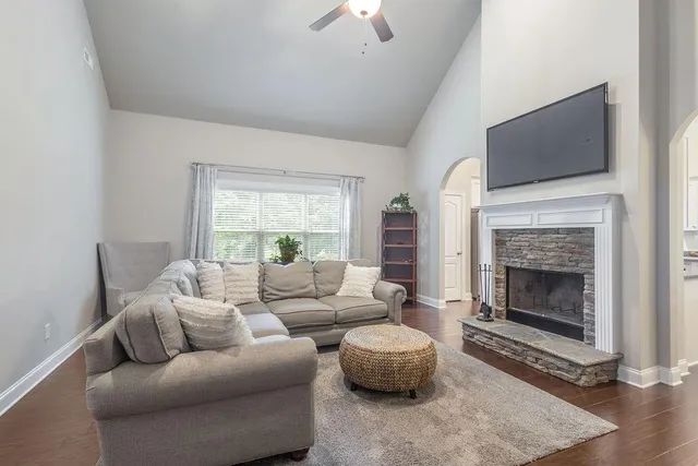 $545,000 | 130 Fox Hall Crossing East, Senoia, GA 30276