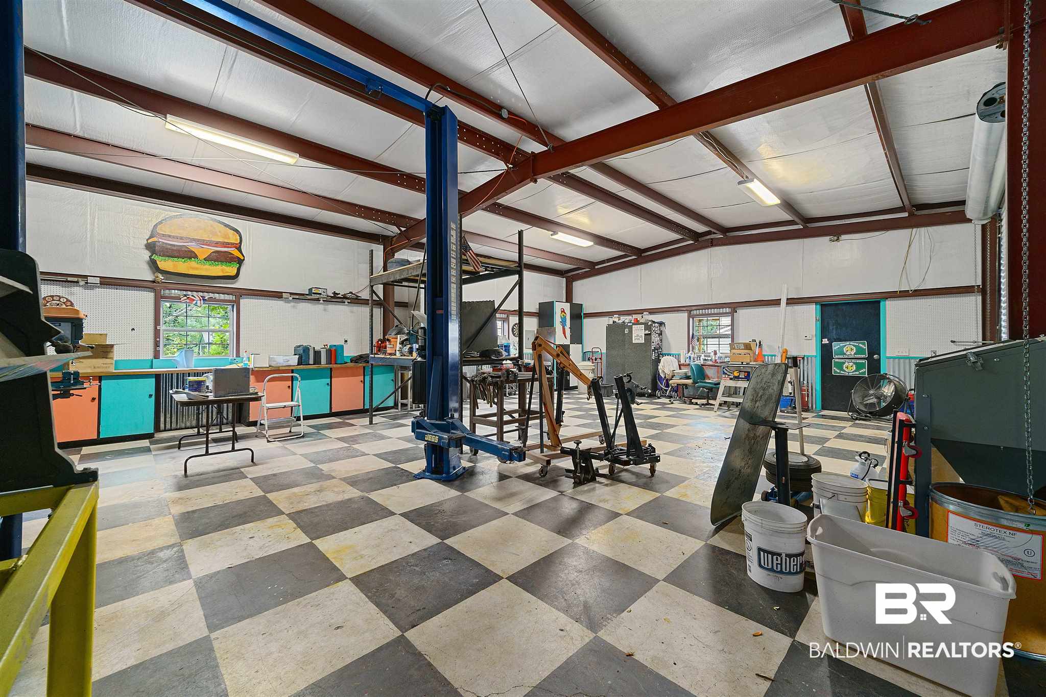10434 Highway 98 Fairhope, AL 36532 - Photo 42 of 47 Carlift in Workshop