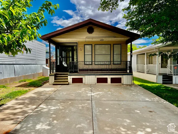 $210,000 | 1150 West Red Hills Parkway, Unit 72, Washington, UT 84780