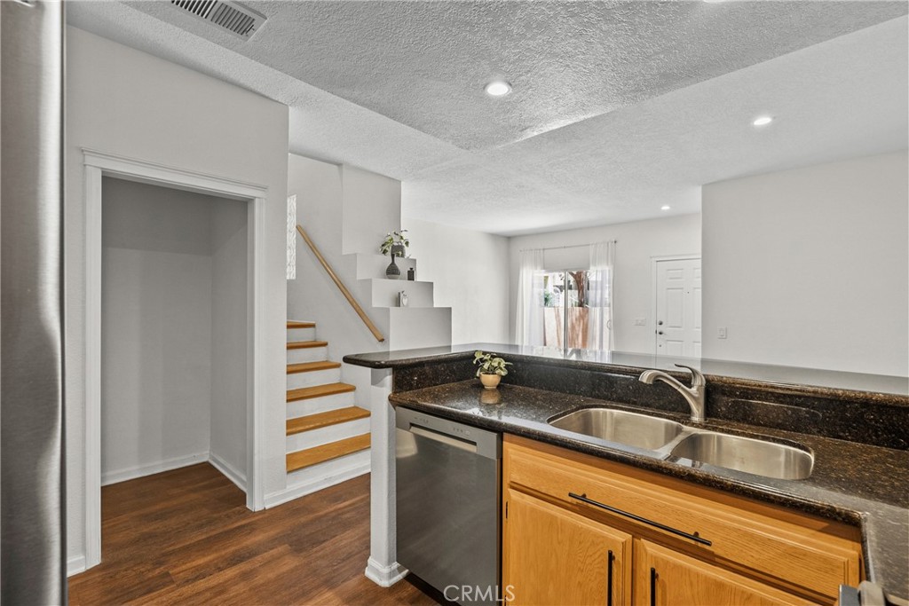 25511 Schubert Circle, Unit 142B Stevenson Ranch, CA 91381 - Photo 12 of 47
