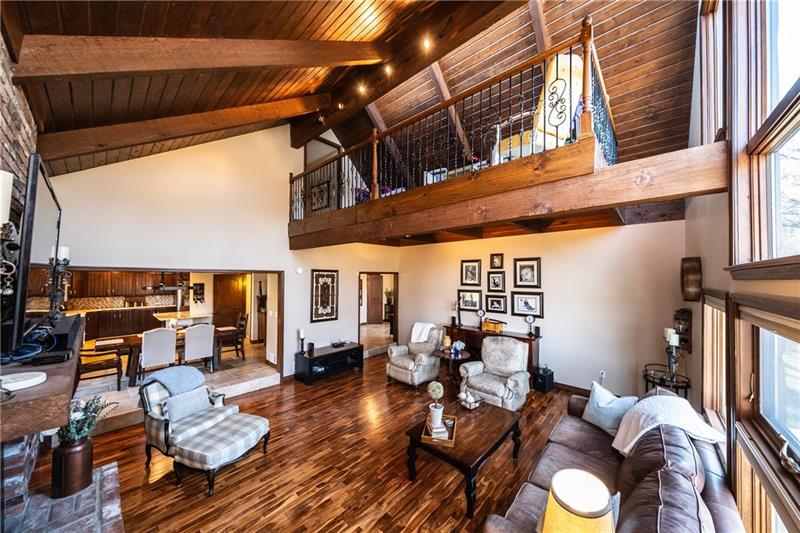216 Orr Road Pittsburgh, PA 15241 - Photo 4 of 25 Gallery Image 4