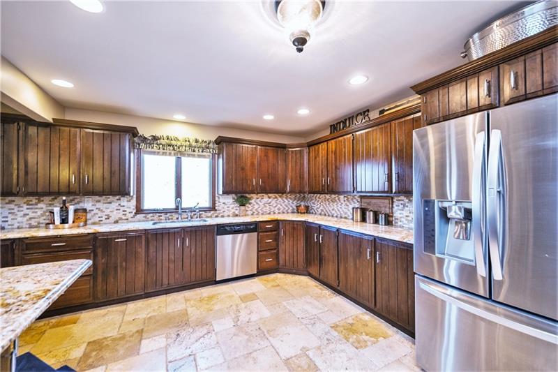 216 Orr Road Pittsburgh, PA 15241 - Photo 6 of 25 Gallery Image 6