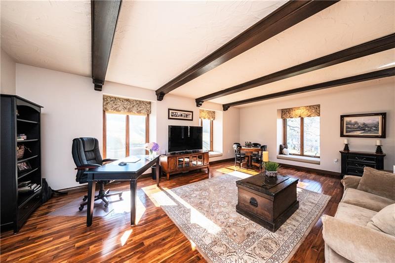 216 Orr Road Pittsburgh, PA 15241 - Photo 9 of 25 Gallery Image 9
