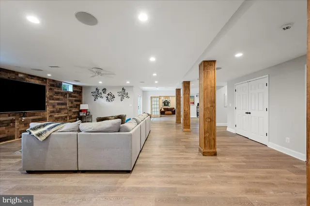 $1,850,000 | 18132 Shenstone Court, Leesburg, VA 20175