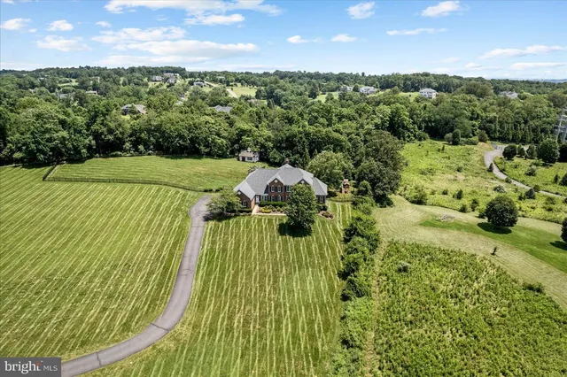 $1,850,000 | 18132 Shenstone Court, Leesburg, VA 20175