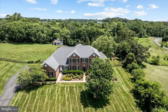 $1,850,000 | 18132 Shenstone Court, Leesburg, VA 20175