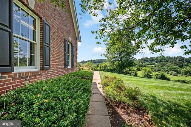 $1,850,000 | 18132 Shenstone Court, Leesburg, VA 20175