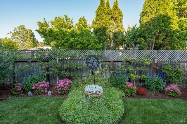 $2,250,000 | 760 5th Street East, Sonoma, CA 95476