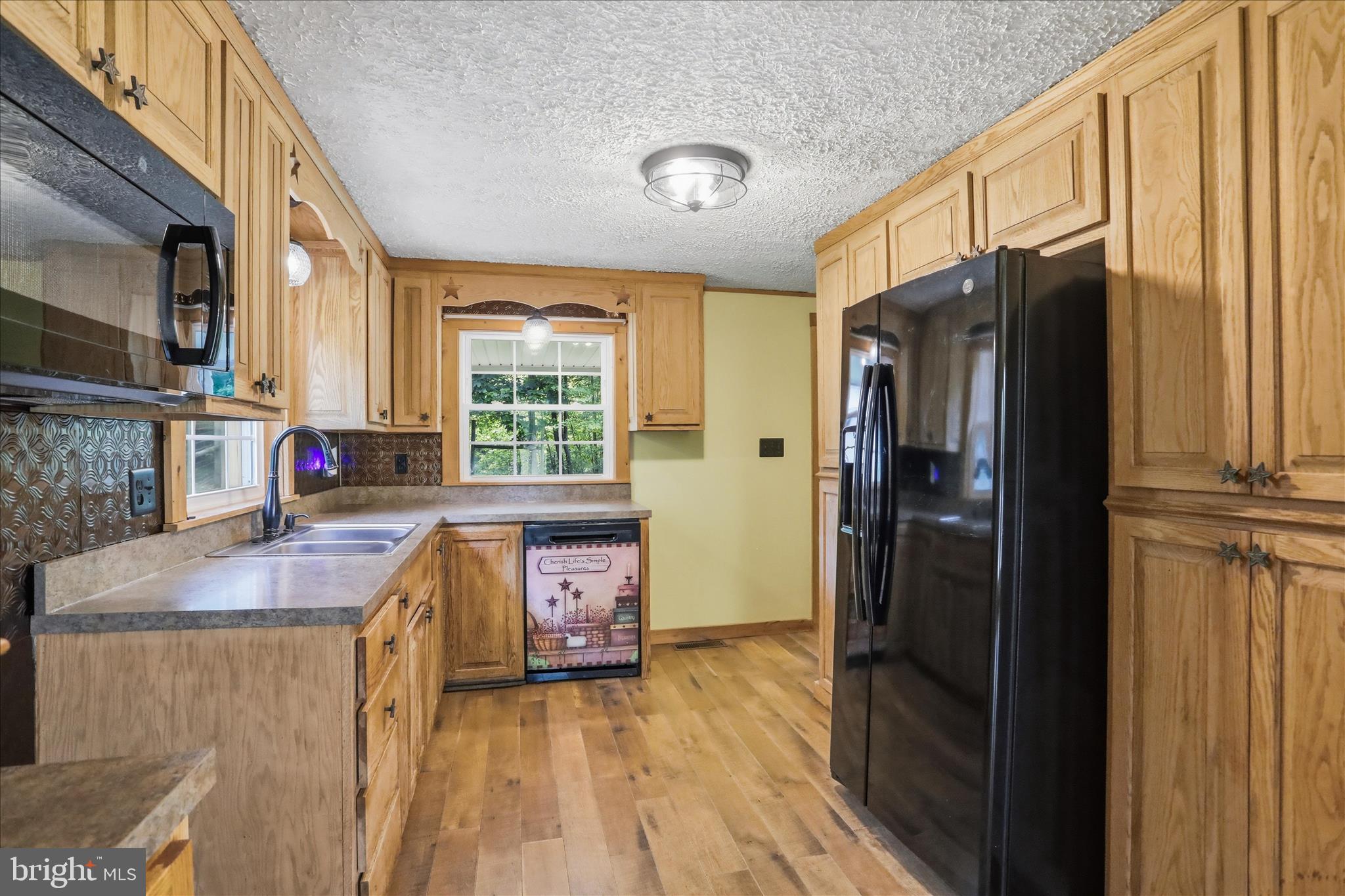 7968 Cromwell Road Three Springs, PA 17264 - Photo 35 of 68 Kitchen