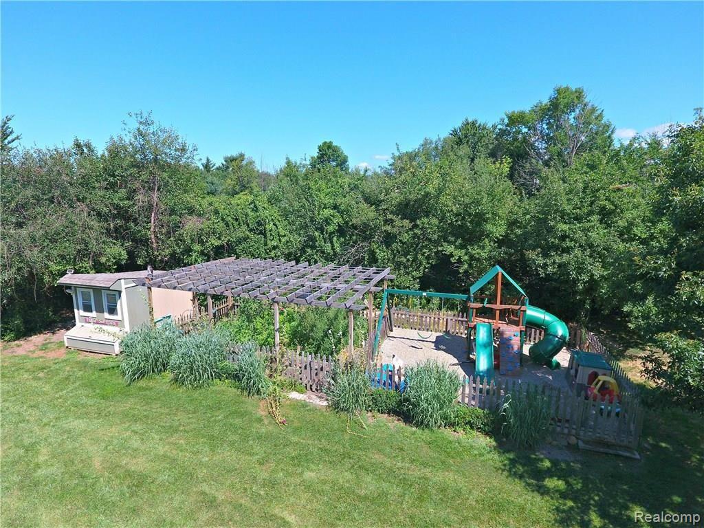 5690 General Squier Road Dryden, MI 48428 - Photo 40 of 40 jGeneral Squire Rd Playplace.jpg