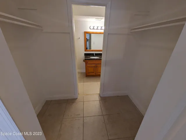 a view of kitchen and bathroom