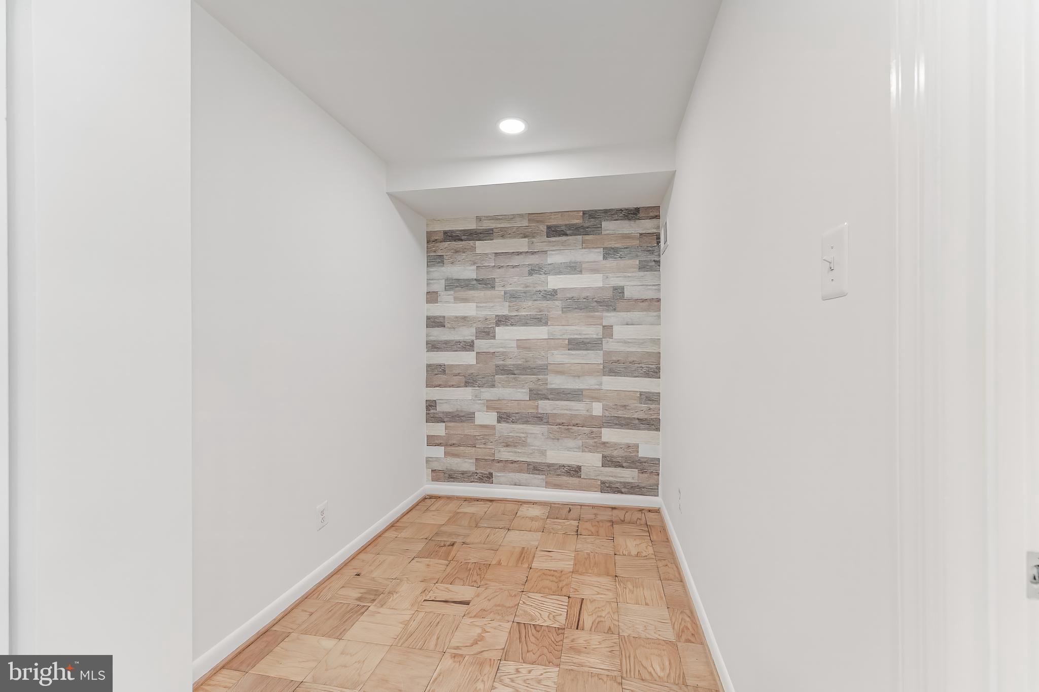 11619 Vantage Hill Road, Unit 2A Reston, VA 20190 - Photo 22 of 25
