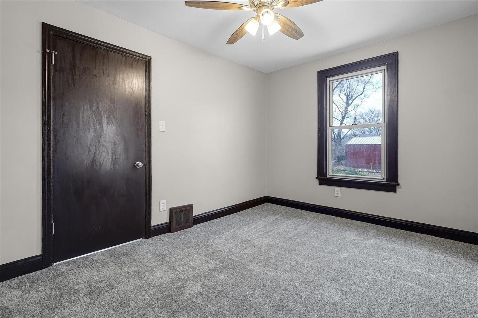 2216 Lexa Drive St. Louis, MO 63136 - Photo 8 of 15