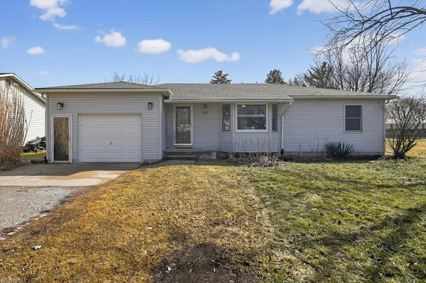 $185,000 | 424 Fairview Avenue, Owosso, MI 48867