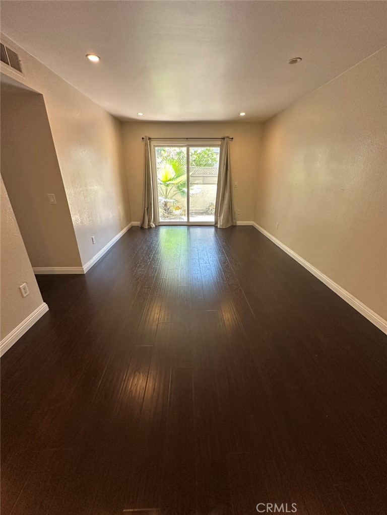 29 Town And Country Road Pomona, CA 91766 - Photo 12 of 24