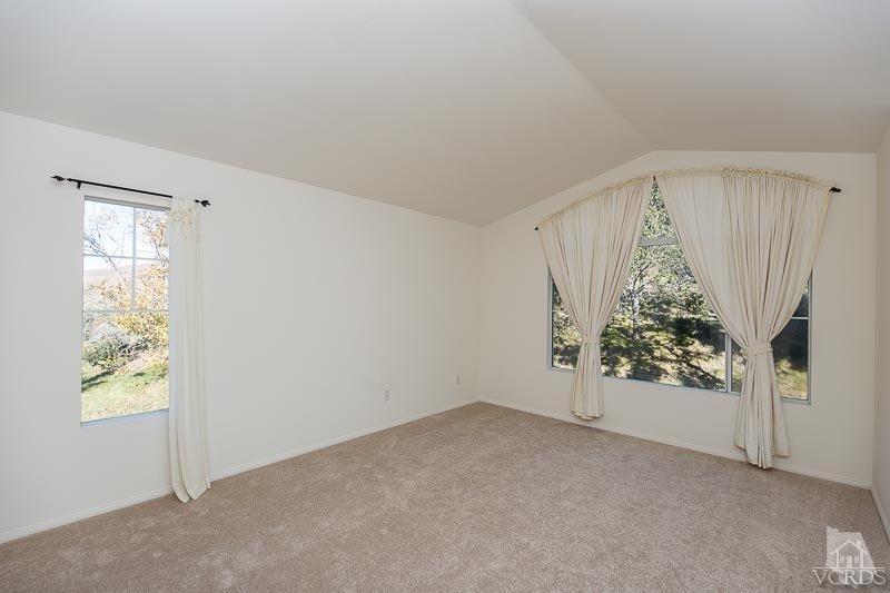 524 Shadow Lane Simi Valley, CA 93065 - Photo 14 of 40 an empty room with windows