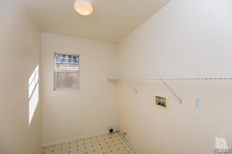 524 Shadow Lane Simi Valley, CA 93065 - Photo 26 of 40