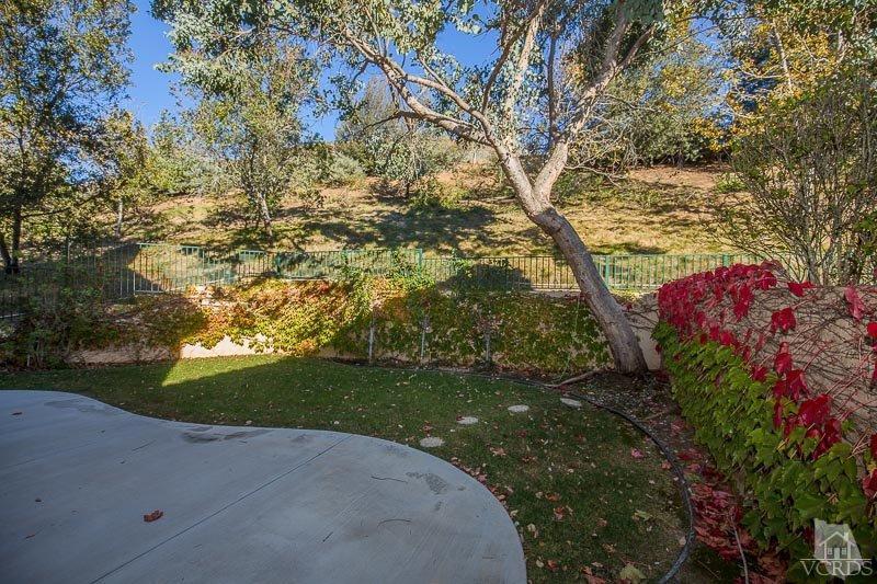 524 Shadow Lane Simi Valley, CA 93065 - Photo 29 of 40 a view of a yard with plants and large trees