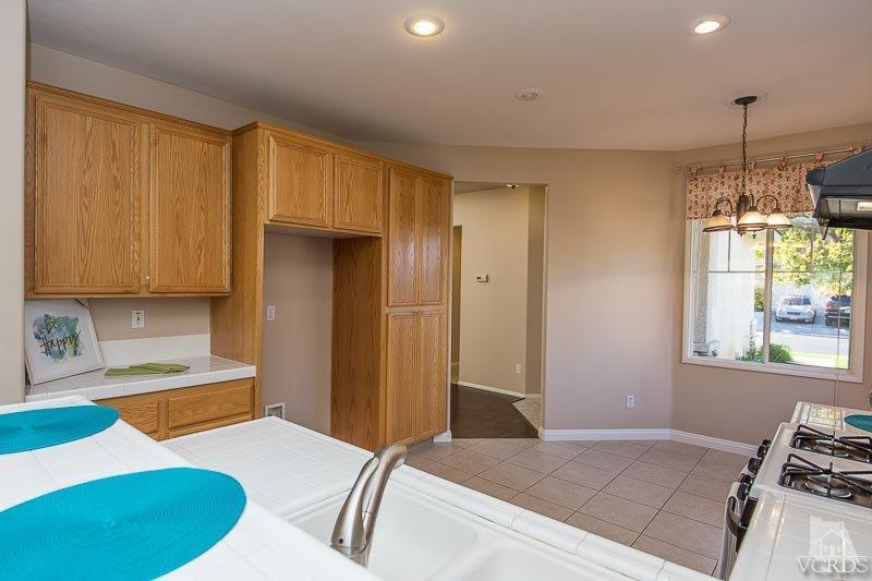 524 Shadow Lane Simi Valley, CA 93065 - Photo 9 of 40 a bedroom with a bed and a window