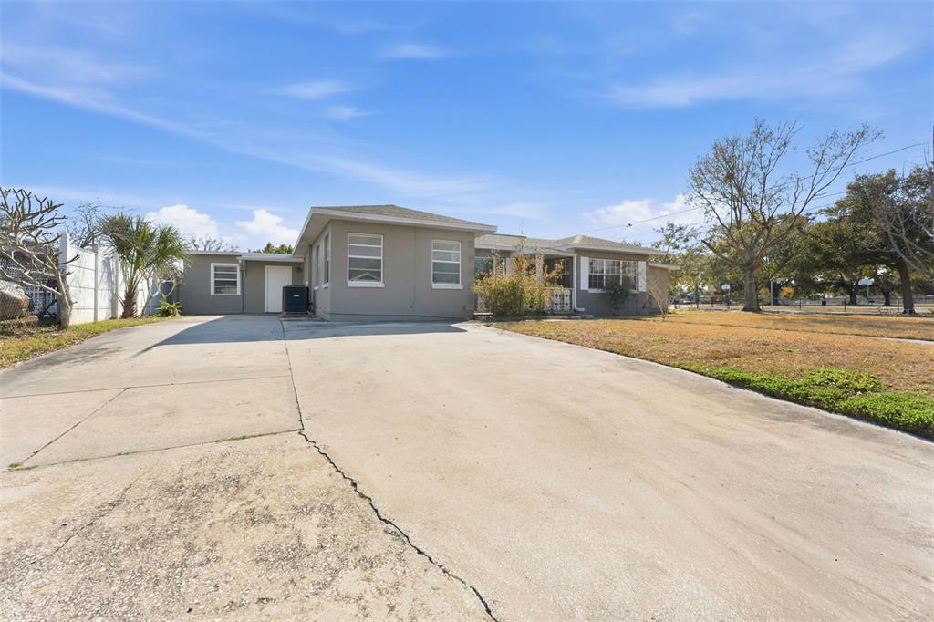 2526 West Cordelia Street Tampa, FL 33607 - Photo 2 of 45