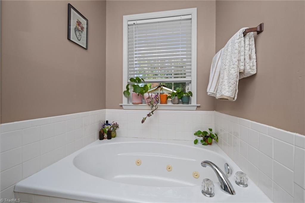 4312 Cooper Road Winston-Salem, NC 27127 - Photo 22 of 47
