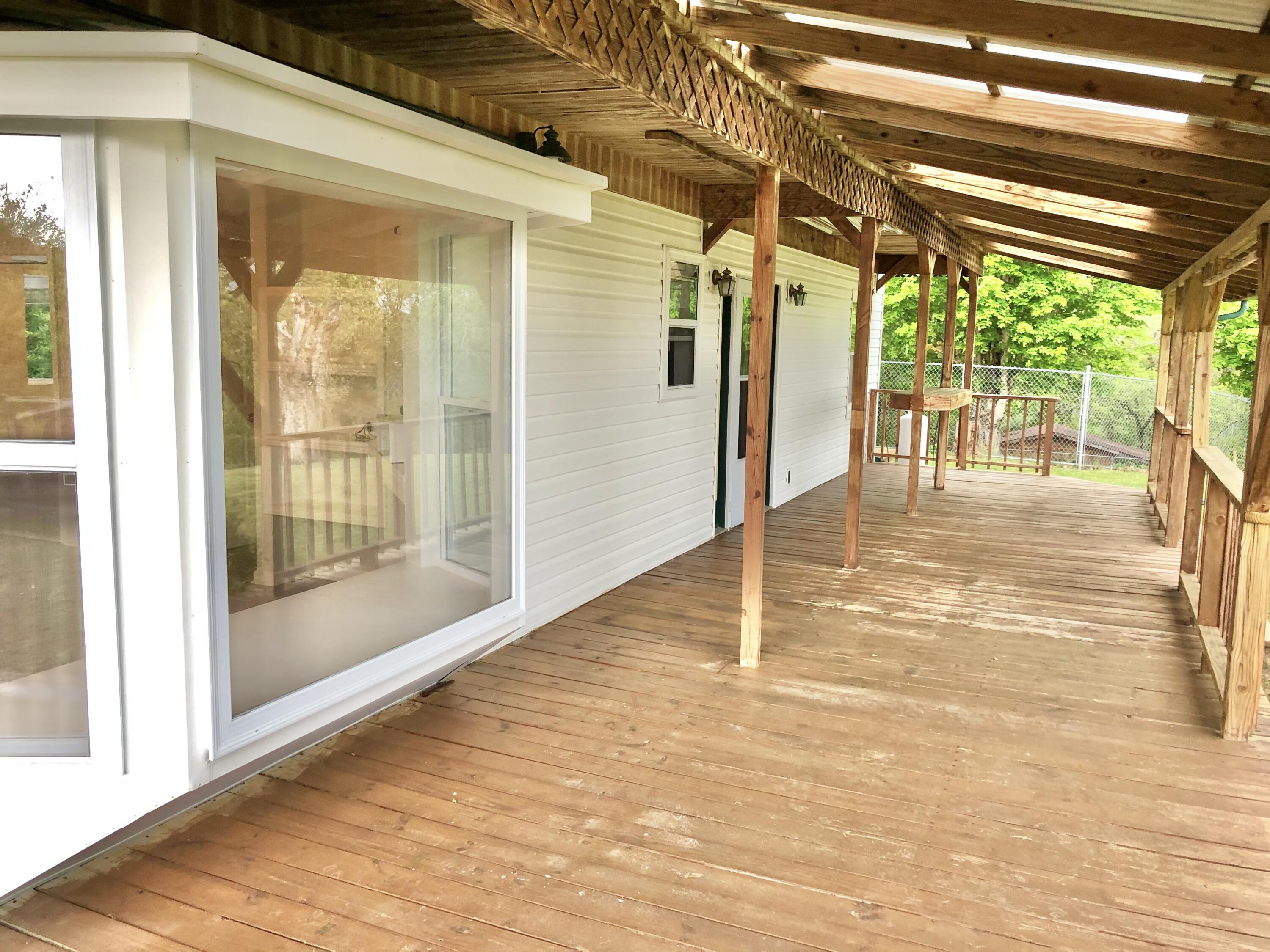 146 Pickle Road Johnson City, TN 37601 - Photo 45 of 49 146 lower back porch