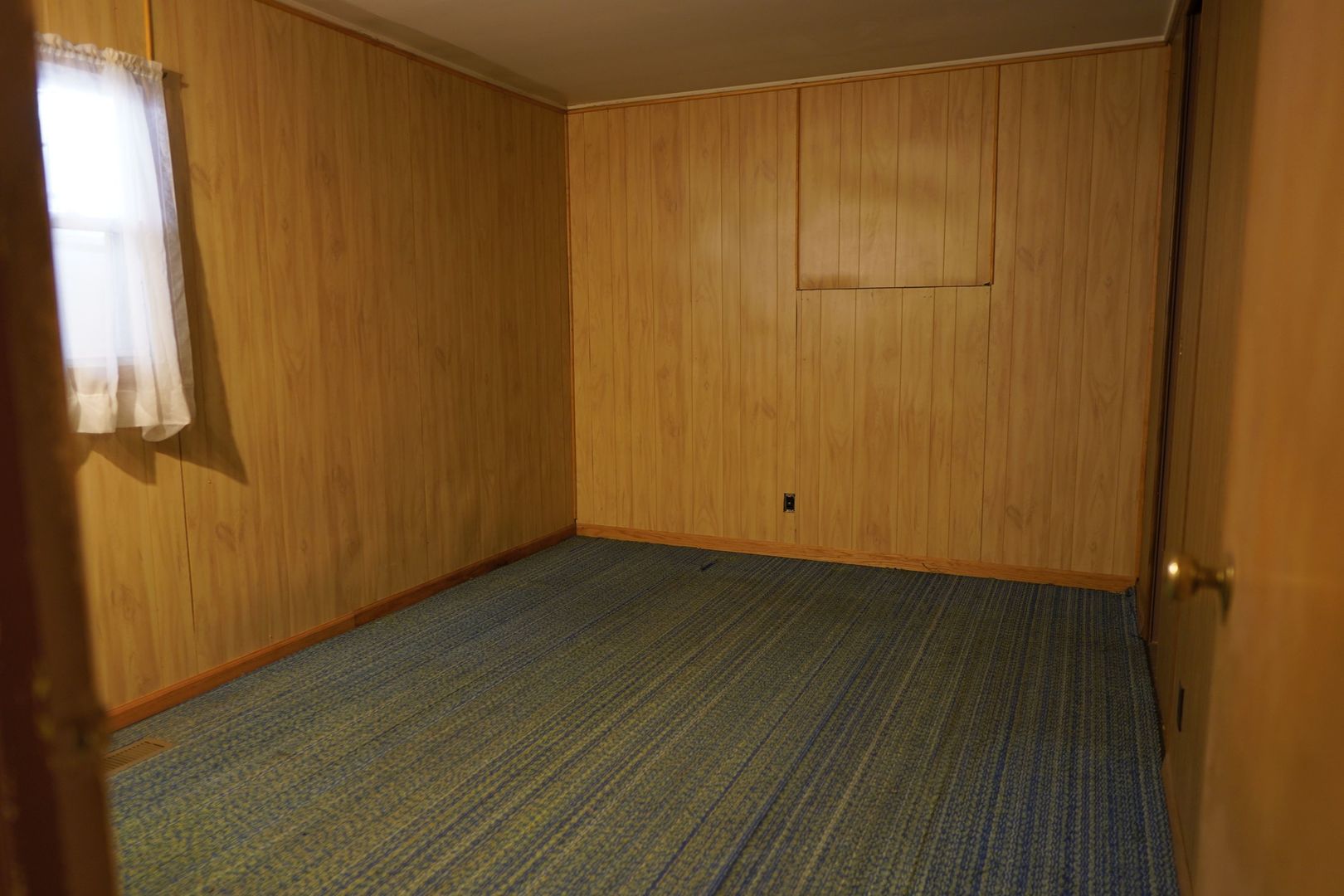 19 Helm Road Carpentersville, IL 60110 - Photo 14 of 49