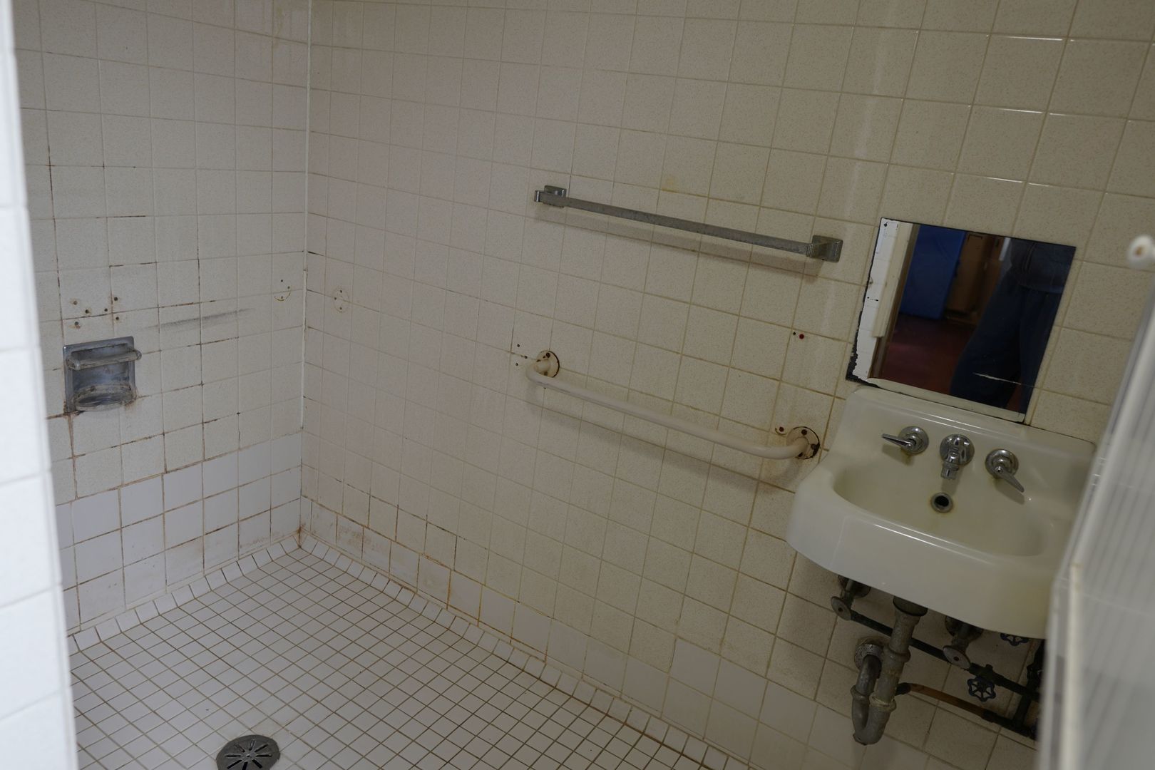 19 Helm Road Carpentersville, IL 60110 - Photo 23 of 49