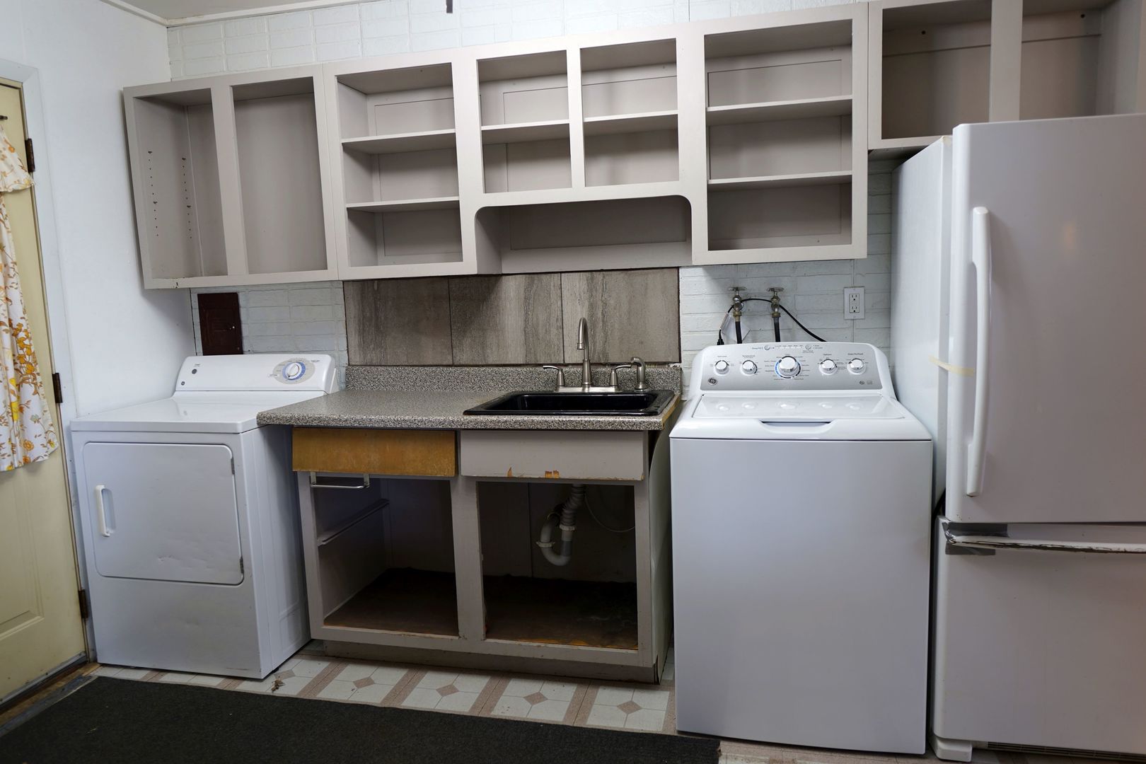 19 Helm Road Carpentersville, IL 60110 - Photo 29 of 49