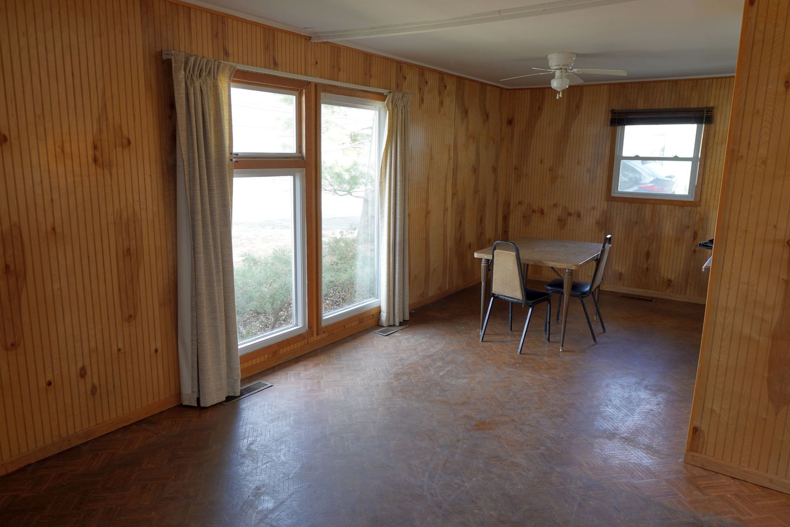 19 Helm Road Carpentersville, IL 60110 - Photo 7 of 49