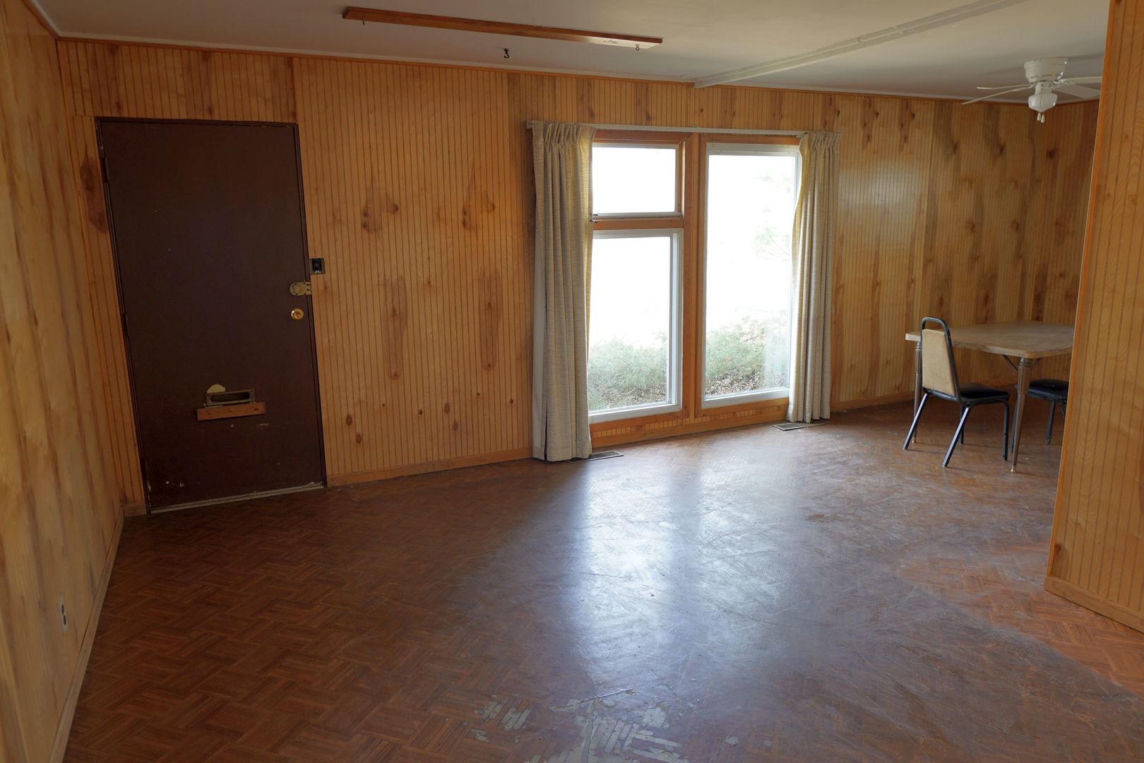 19 Helm Road Carpentersville, IL 60110 - Photo 8 of 49