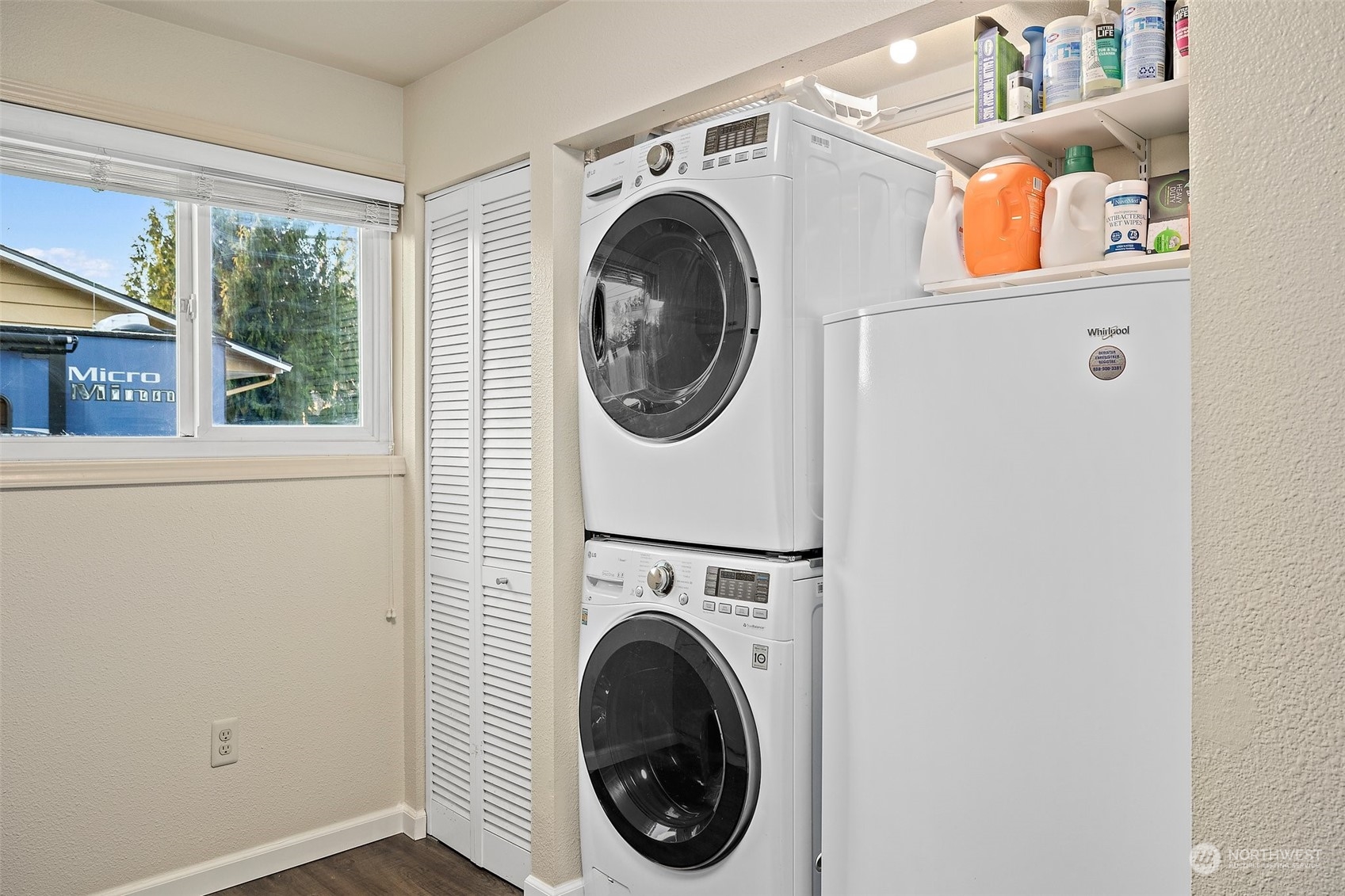 14610 Southeast 113th Street Renton, WA 98059 - Photo 25 of 34 a utility room with dryer and washer