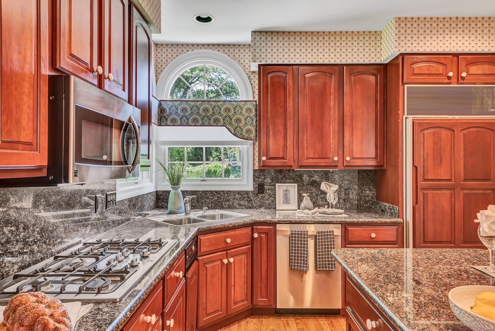1145 Lockett Road St. Louis, MO 63131 - Photo 10 of 28 Gallery Image 10