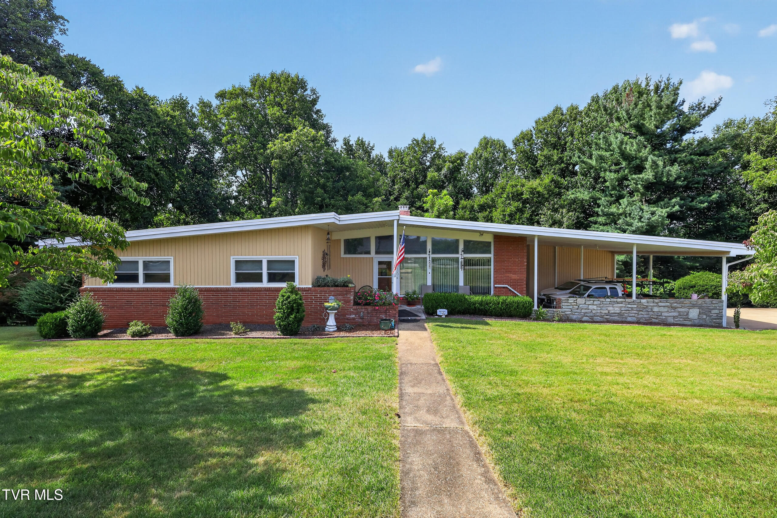 4616 Old Stage Road Kingsport, TN 37664 - Photo 2 of 54 2