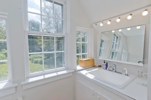 $655,000 | 7 Sundown Drive, Goshen, MA 01096