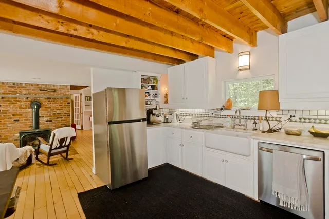 $655,000 | 7 Sundown Drive, Goshen, MA 01096