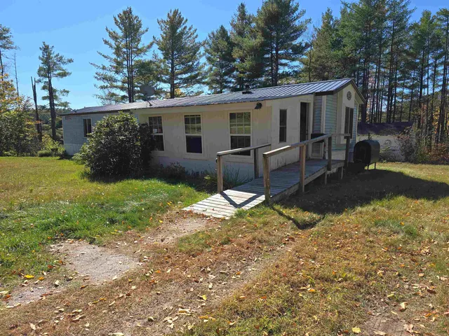 $2,000 | 500 North Main Street, Newport, NH 03773
