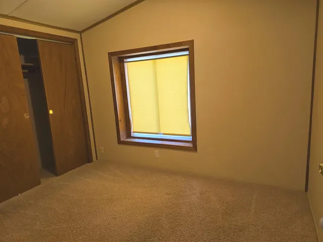 $2,000 | 500 North Main Street, Newport, NH 03773