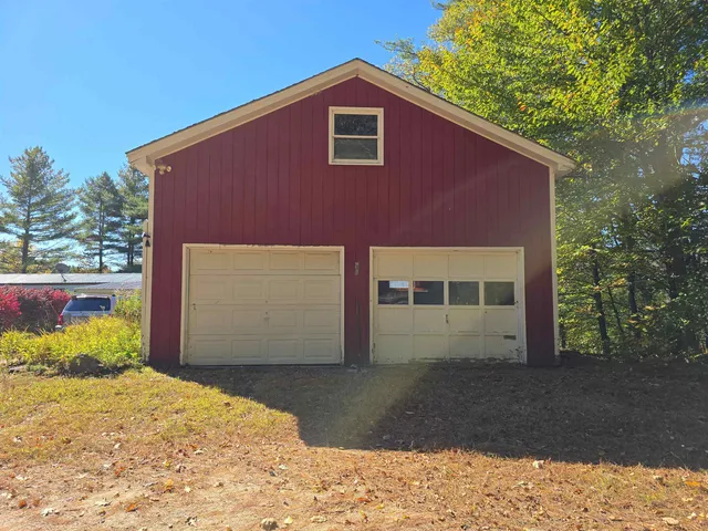 $2,000 | 500 North Main Street, Newport, NH 03773